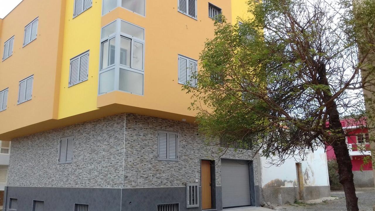 Private Apartament Celestina & Carlos Минделу Экстерьер фото